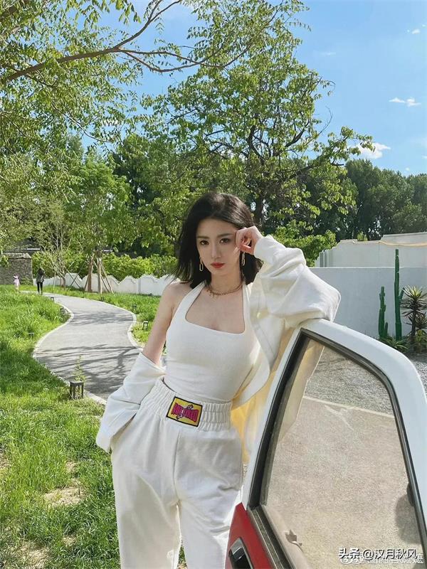 李易峰出啥事了 为什么会走上嫖娼之路呢