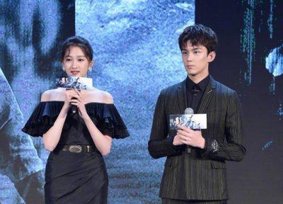 ​吴磊关晓彤私下什么关系吴磊是不是暗恋喜欢追过关晓彤细节分析