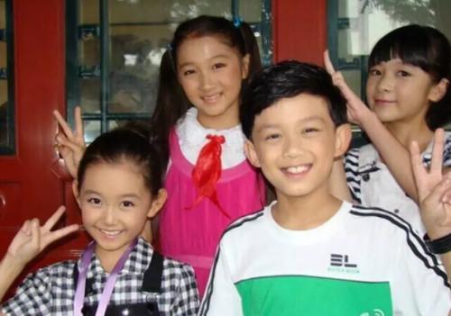 吴磊关晓彤私下什么关系 吴磊是不是暗恋喜欢追过关晓彤细节分析