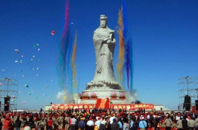 ​天后宫供奉的是谁供奉的是海神妈祖就是皇母娘娘