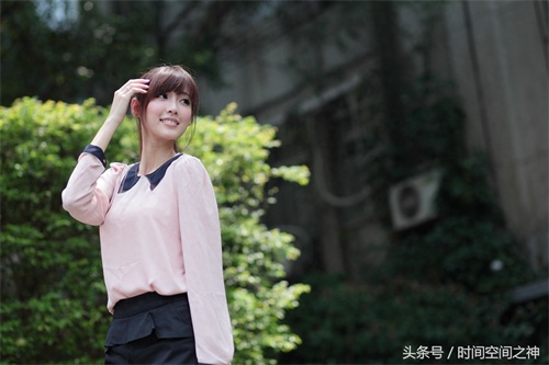 台湾模特晶晶时尚长腿美女甜美街拍写真集