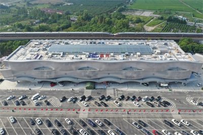 高速上有了大型综合体!嘉兴服务区开业迎客了