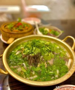 介绍一道不辣的川菜——跷脚牛肉