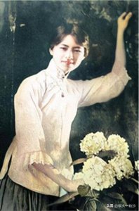 ​为什么说对比修辞在诗歌文学创作中具有不可替代的作用