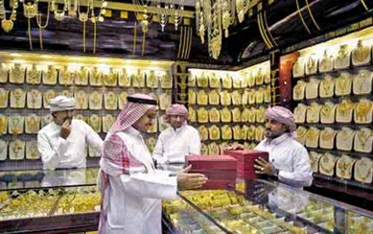 你说你想去迪拜捡垃圾，那么请你看完这几张图再说