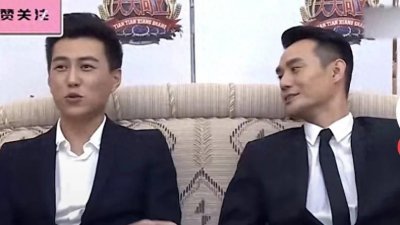 ​靳东玩笑要给王凯“生孩子”，他们交情究竟有多深？