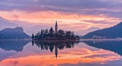 ​sLOVEnia名中藏爱，为有情人谱写七夕甜蜜恋曲