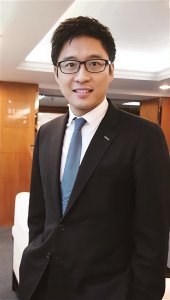 ​郭晶晶老公霍启刚再升职！娶到郭晶晶是霍家高攀