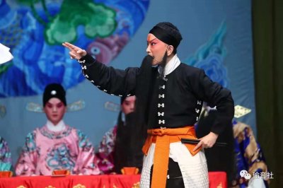 ​世界中国粹 王珮瑜：我是“瑜老板