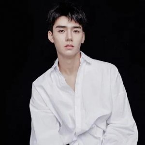 ​龚俊个人资料简介(新晋顶流明星龚俊资料介绍)