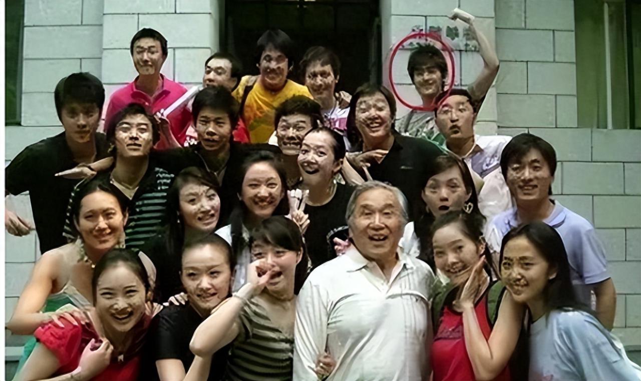 张翰个人资料简介及家世（张翰口碑为啥这么差）-