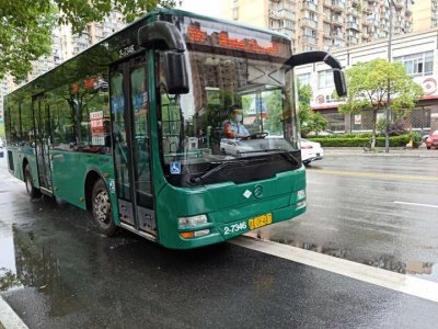 ​杭州公交线路595路开通了 市民出行更便捷