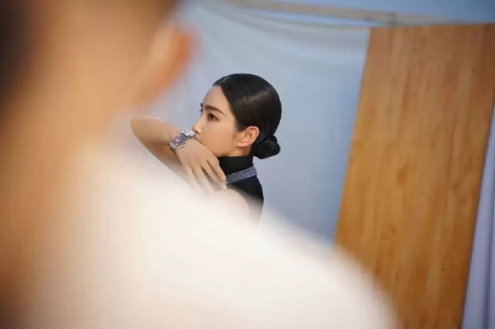 李冰冰抹胸裙高清写真（个性性感美女写真集）