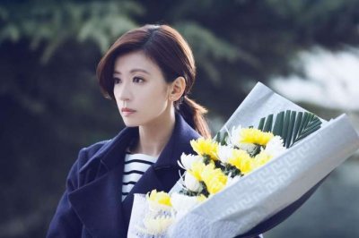 ​贾静雯为老公庆生, 和修杰楷贴身秀恩爱, 嘴对嘴亮瞎眼