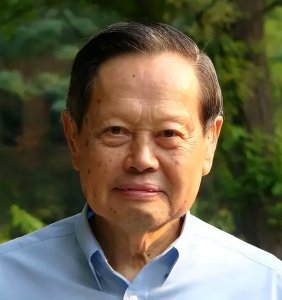 ​杨振宁之父：中国第一个数学博士，临终都没原谅儿子放弃中国国籍