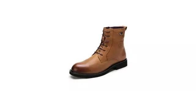 今年秋冬必买的马丁靴就选它（又酷又保暖8款马丁靴推荐）(14)