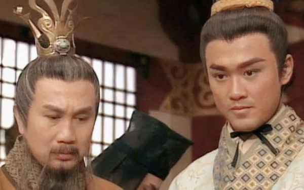 嬴政为什么要杀吕不韦,嬴政当政多少年图4