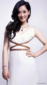 ​名字含“玲”的最美4女星，林志玲排第二，她最美