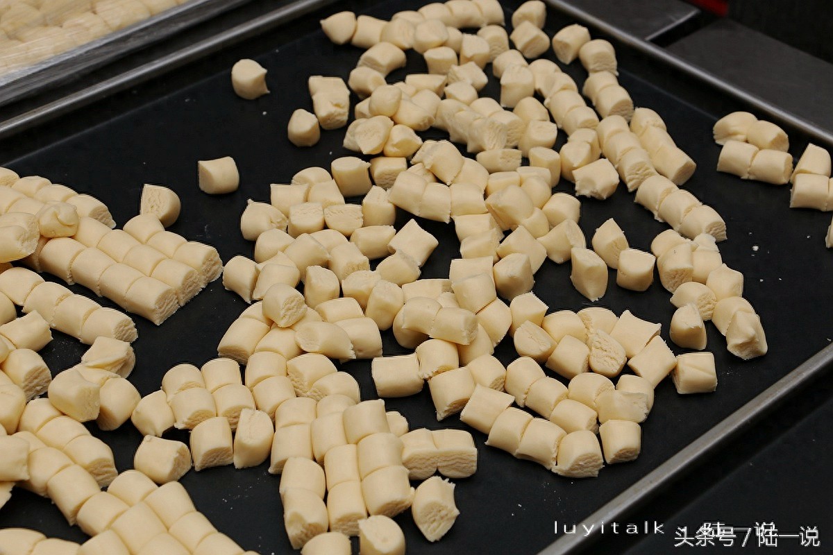 原来鼓浪屿馅饼是这么做的！