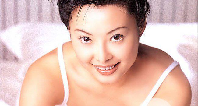 袁立透视装婐照 透视装在华表奖颁奖礼走红