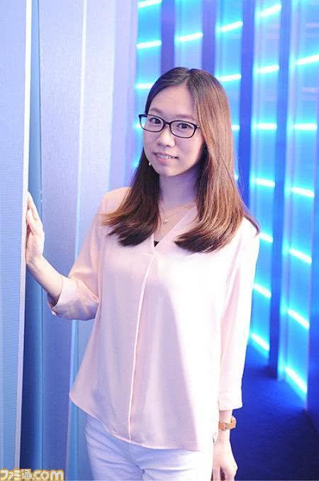 矢作纱友里个人资料写真作品