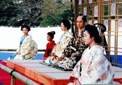 ​日本皇室面临绝嗣，为了“血统纯正”近亲结婚，娶妹妹，嫁叔叔