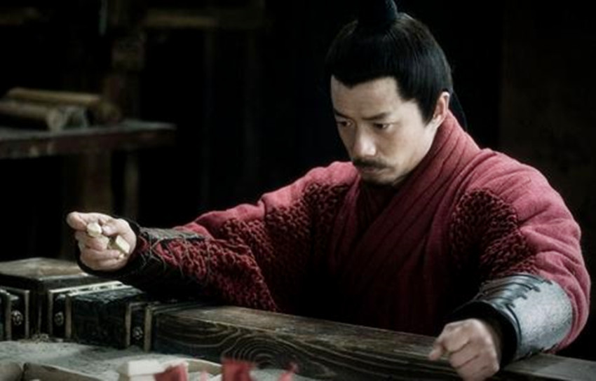 背水一战是关于哪个历史人物的故事（背水一战是谁的典故）