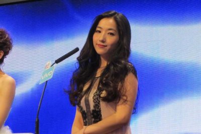 ​李莉娜最后和谁牵手的 她牵手成功是在138期节目