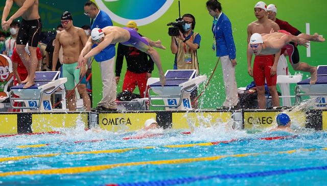 孙杨四轮比赛完整（罕见一挑七）(2)