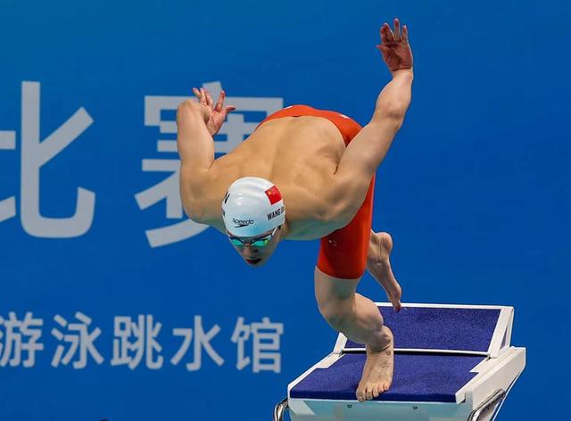 孙杨四轮比赛完整（罕见一挑七）(3)