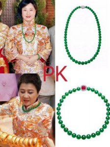 ​窦骁何超莲宣布结婚，中式礼服比心温馨，陈婉珍佩戴翡翠项链