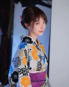 击败三上悠亚的新人王桃乃木香奈美图分享，姐你太美！