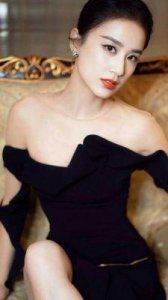 黄圣依:是时候结束这段婚姻了!