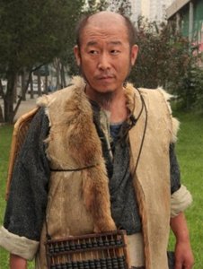 演员高昌昊:拍戏时从驴背上摔下,从摔伤到去世仅42天,太可惜了