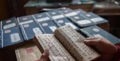 山西农民张喜才:苦练书法50年,八年抄完四大名著,被批无意义