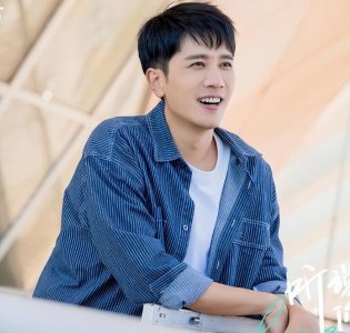 跑了15年龙套,演过无数渣男的彭冠英终于要崛起了!