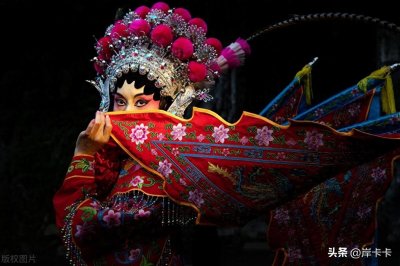 楚霸王项羽:英勇无畏的英雄与命运的悲剧