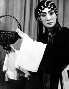 孟遏云:因为太美,被多名军阀囚禁强迫,28岁历经一生苦楚