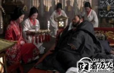 曹操死后被儿子报复:妻妾竟全被儿子曹丕接收